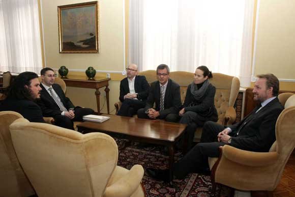 Meeting with representatives of civil society with member of the Presidency Bakir Izetbegović