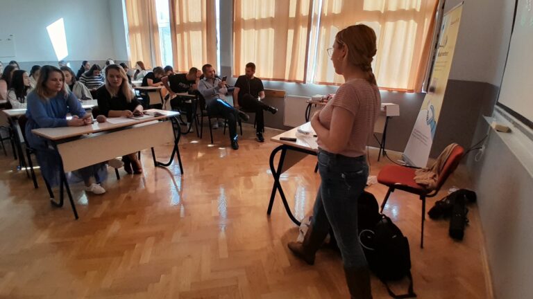 U Srednjoj medicinskoj školi u Mostaru održan prvi interaktivni događaj na kojem je predstavljena aplikacija Mislimetar