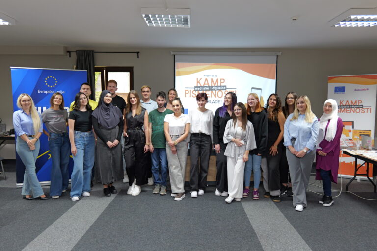 Kamp medijske i digitalne pismenosti: Podsticanje kritičkog razmišljanja i digitalnih vještina mladih